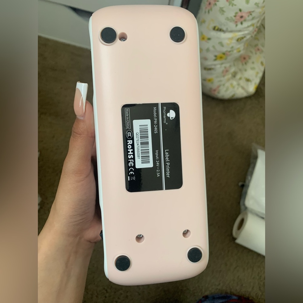 Pink Phomemo Label Printer - Picture 4 of 8